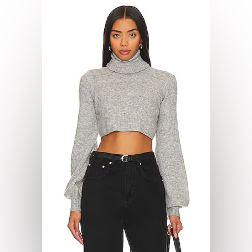 NWT Camila Coelho Cesare Cropped Sweater in Gray